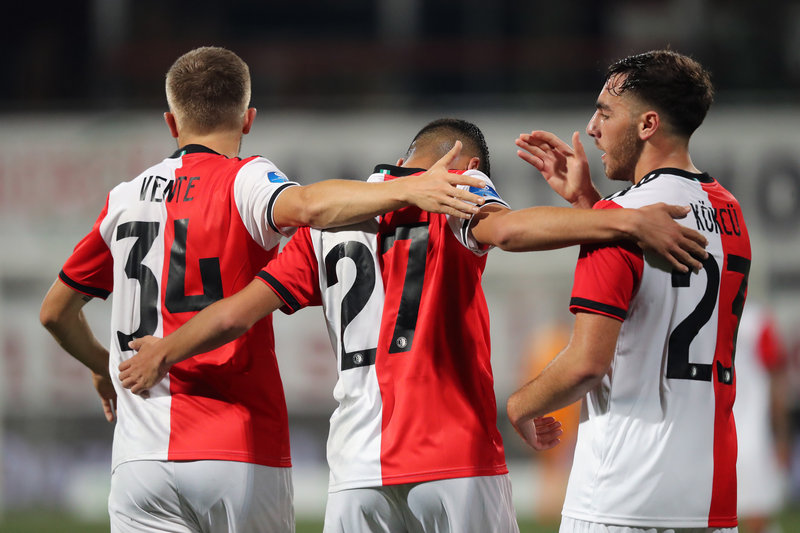 Feyenoord make smooth progress in the cup